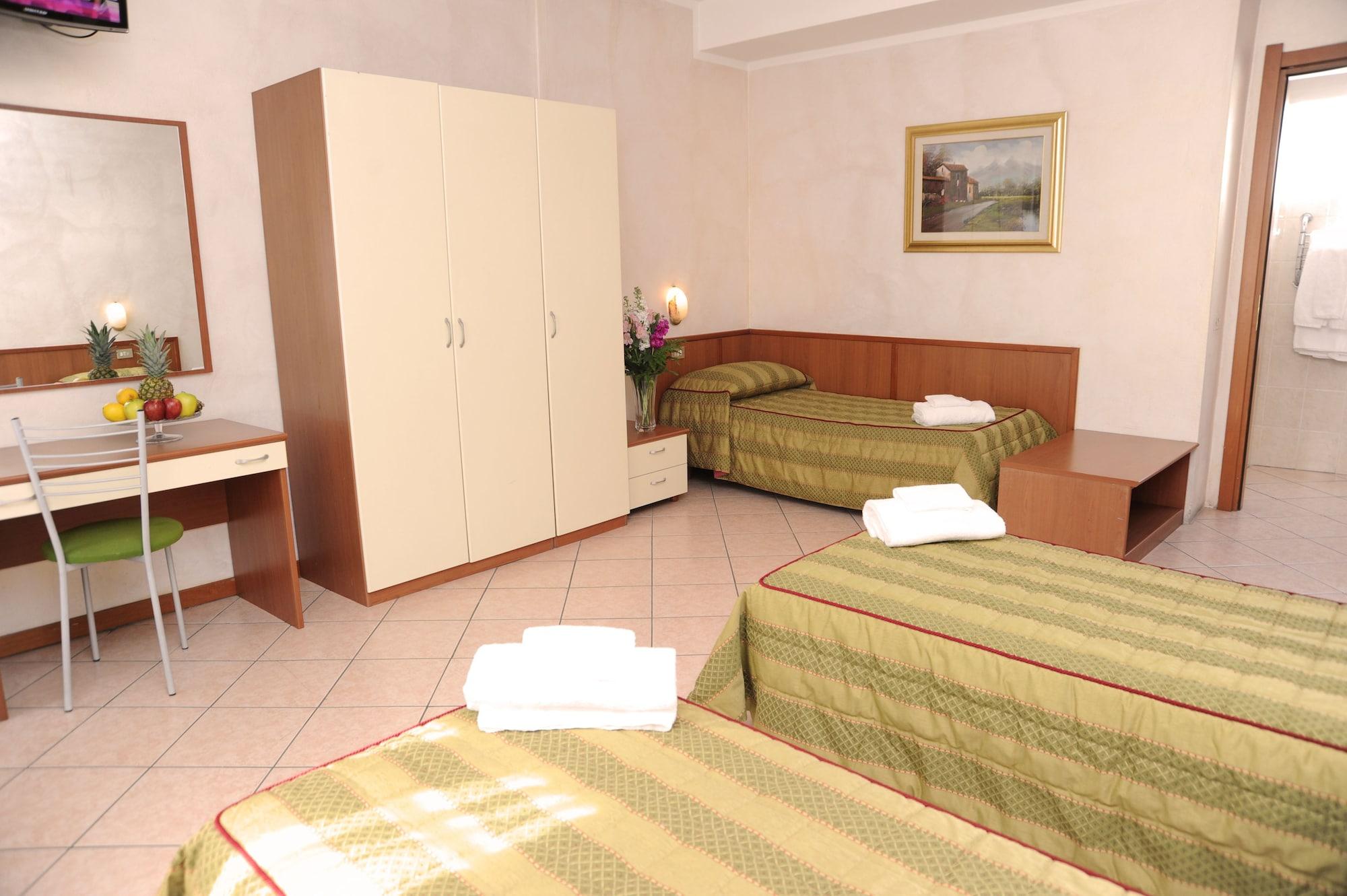 Hotel San Siro Fiera Milan Bagian luar foto
