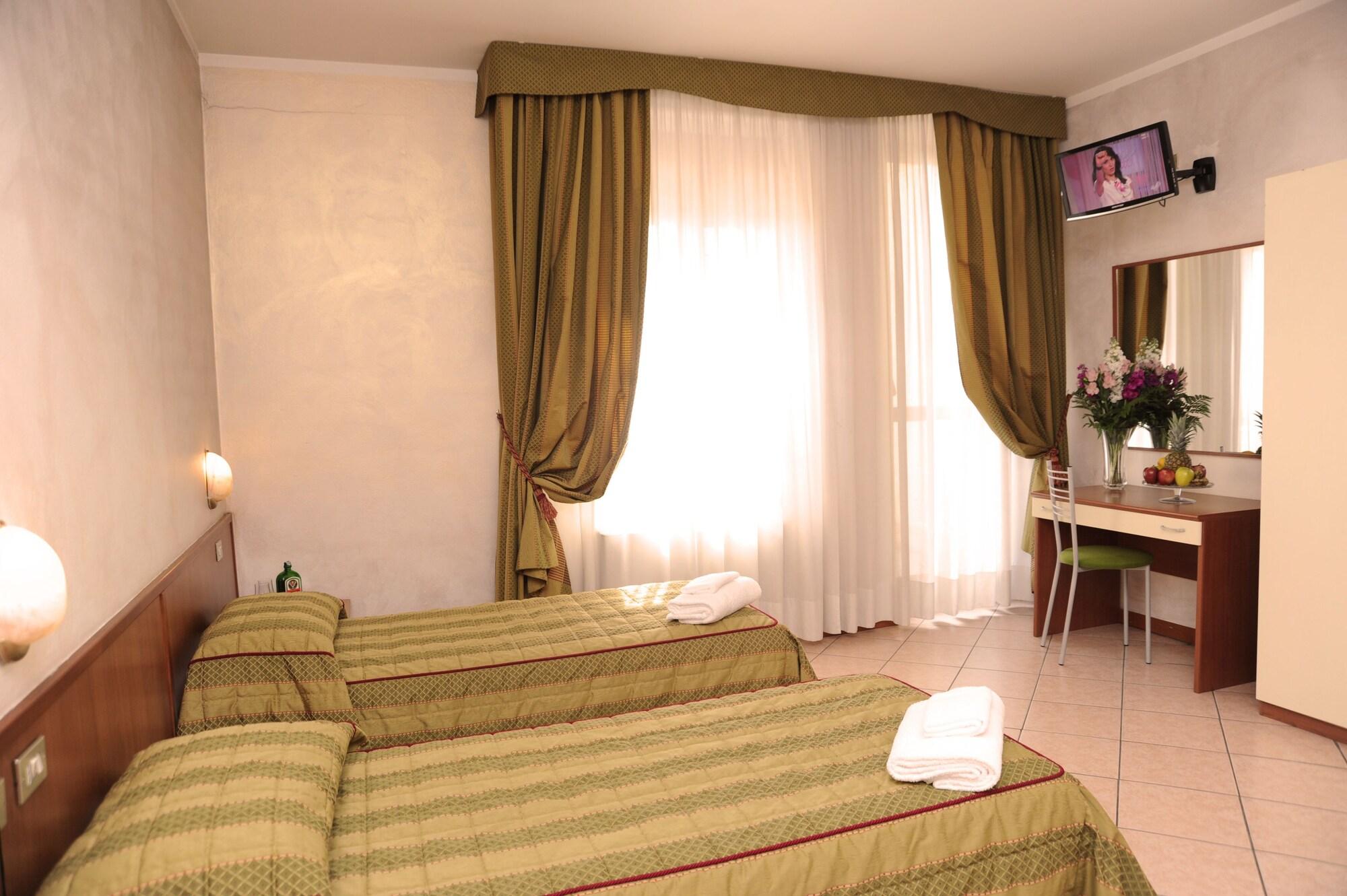 Hotel San Siro Fiera Milan Bagian luar foto